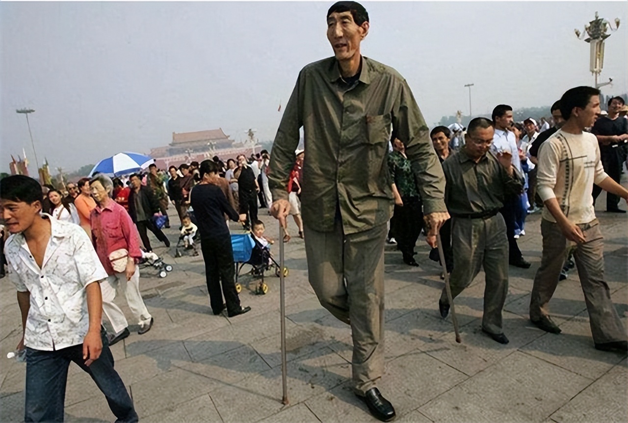 中国巨人鲍喜顺还活着吗,中国巨人鲍喜顺家人现状