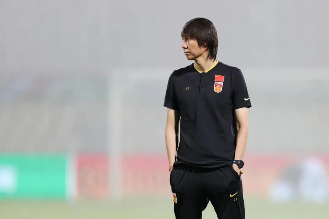 鏉庨搧鑰佸﹩榫欒彶鏄彴鐞冭鍒ら緳鑿插悧,鏉庨搧鍜屼粬濯冲鐜扮姸