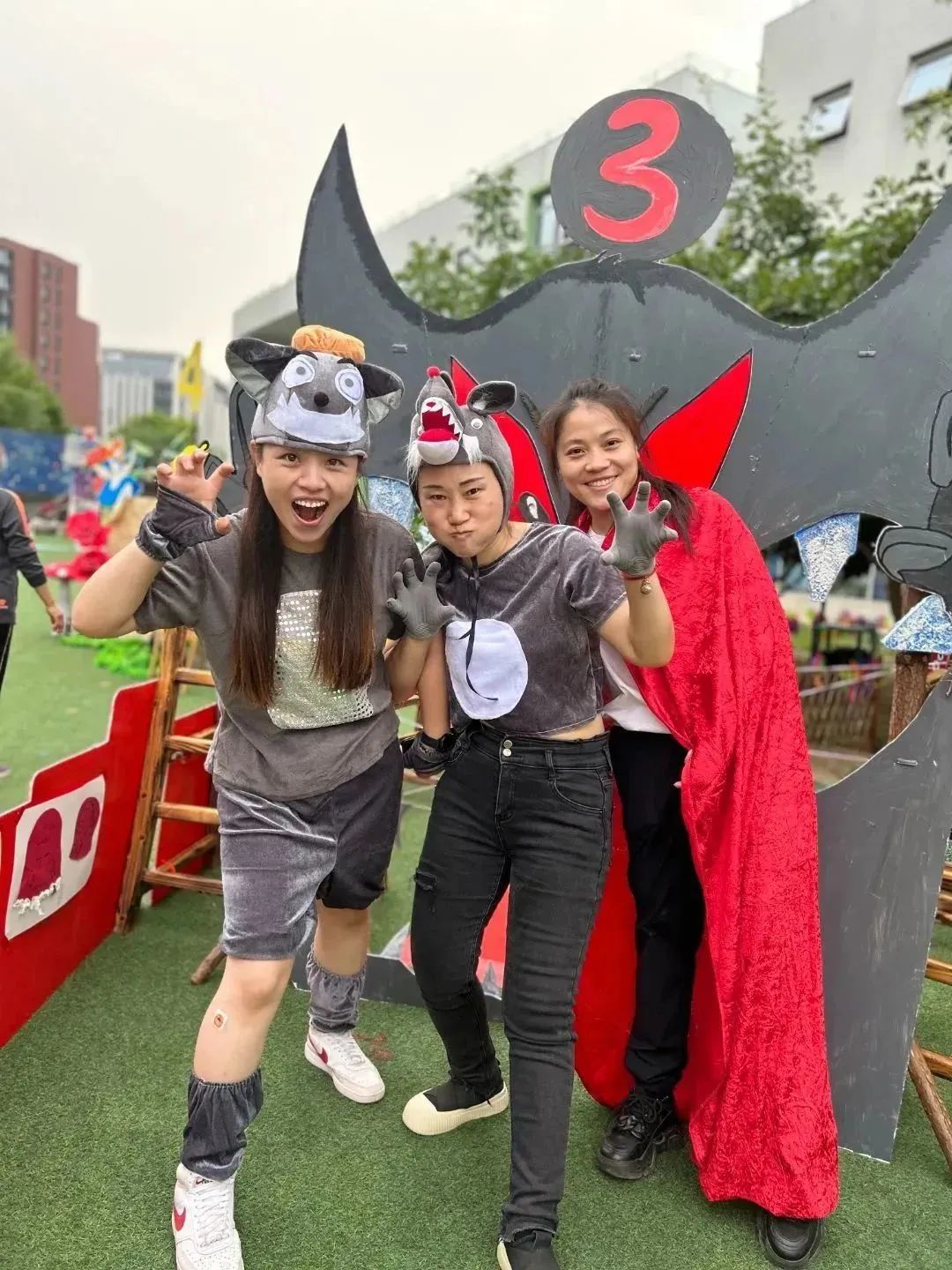 七彩童年活动环创,七彩童年庆六一活动