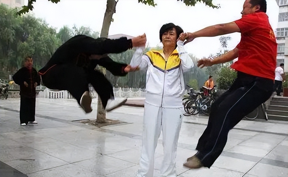 为什么人们愿意花大钱学书法,为什么人们都喜欢花大钱省小钱