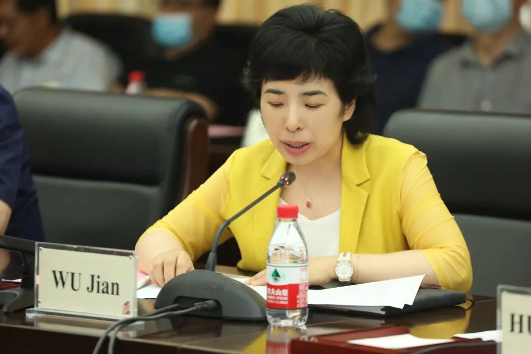 我们找到了人大最美的她！