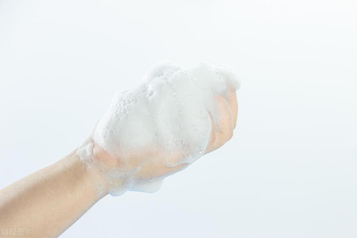 别拿阴道干涩不当回事，这些危害很难应对，教你几招解决问题