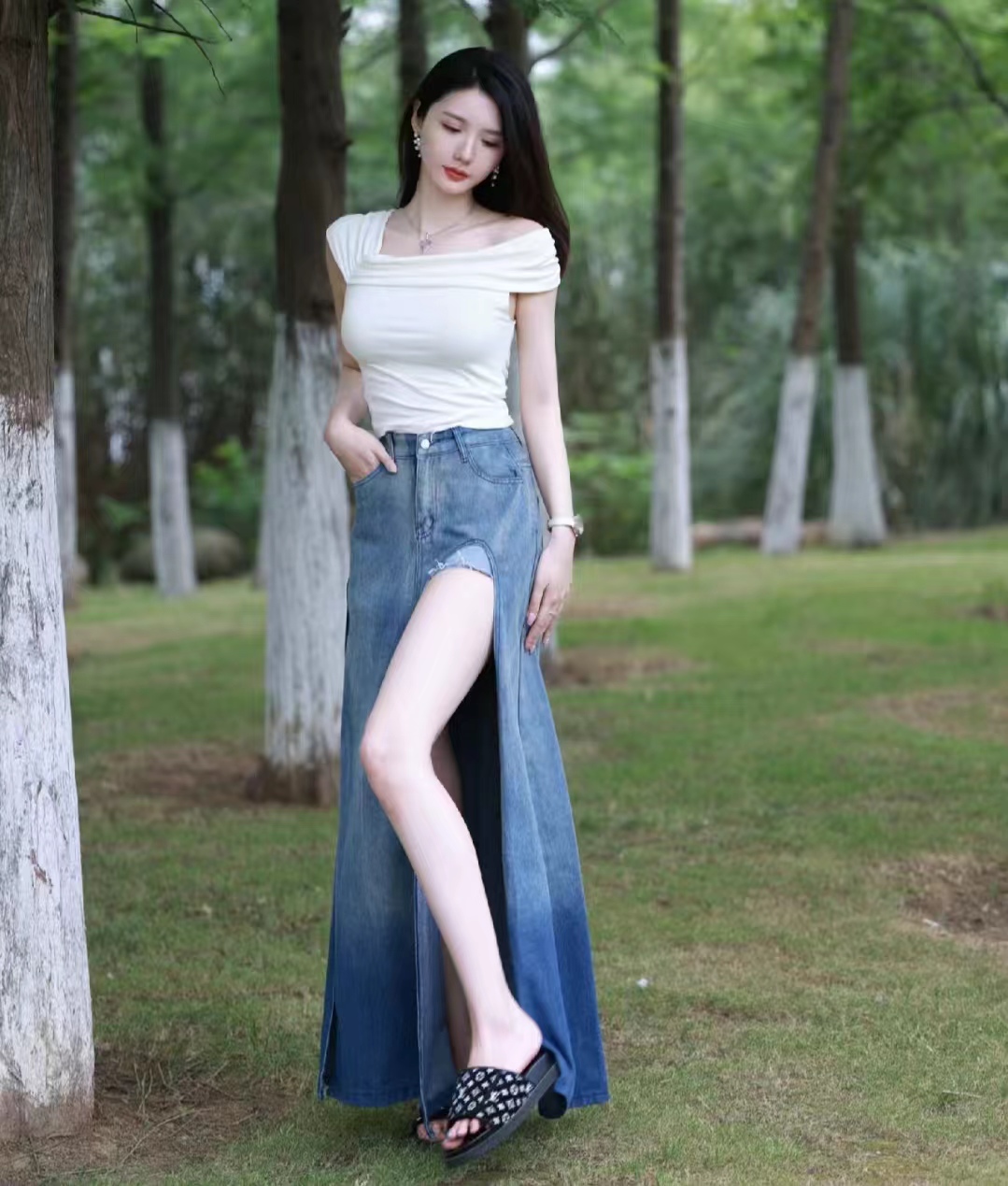 大t恤怎么搭配衣服好看,t恤搭配什么穿比较好看