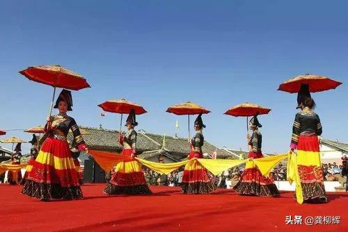 火把节时人们举行哪些仪式,火把节又被称为