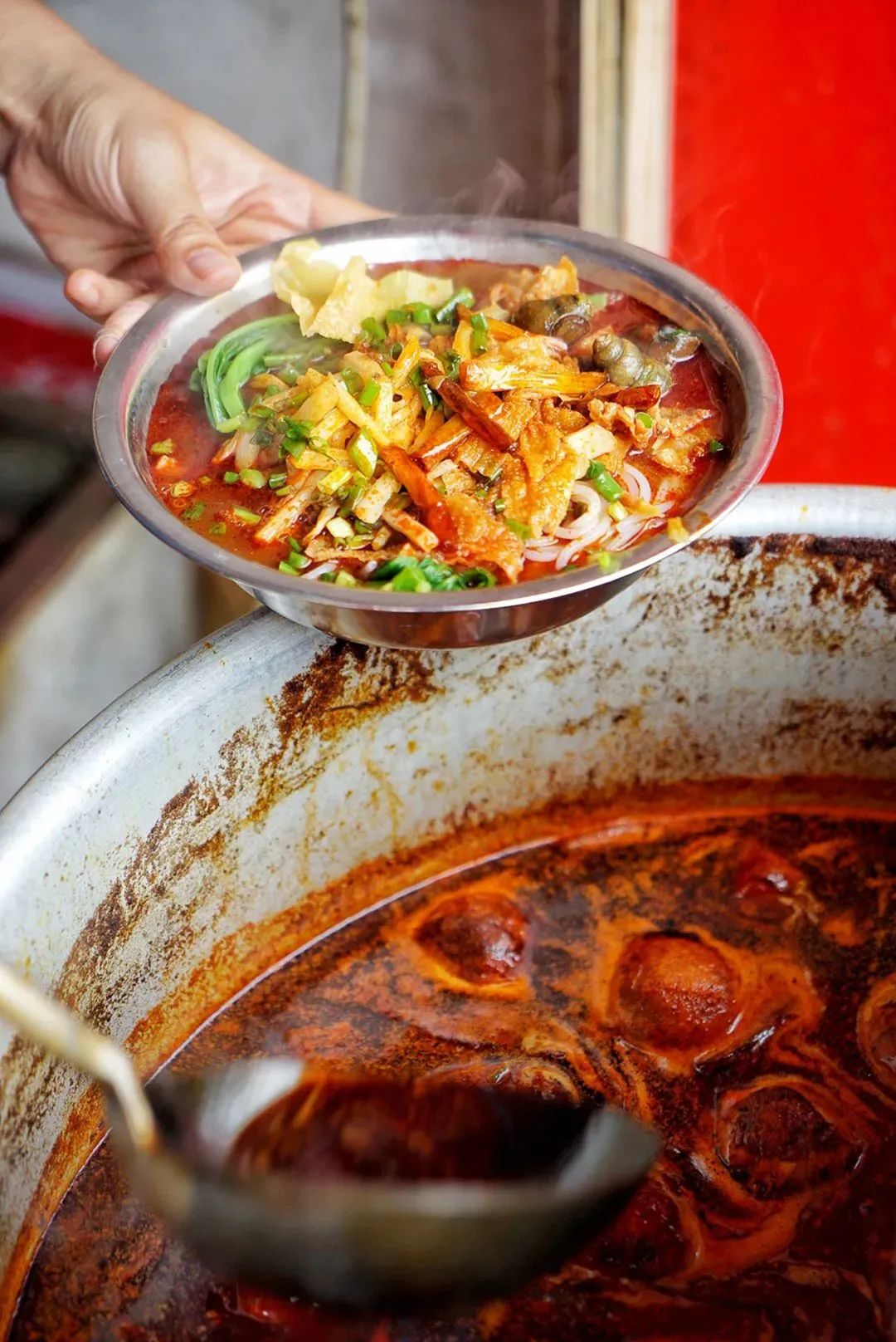 春天，我想到一座城，吃粉粉，看粉粉