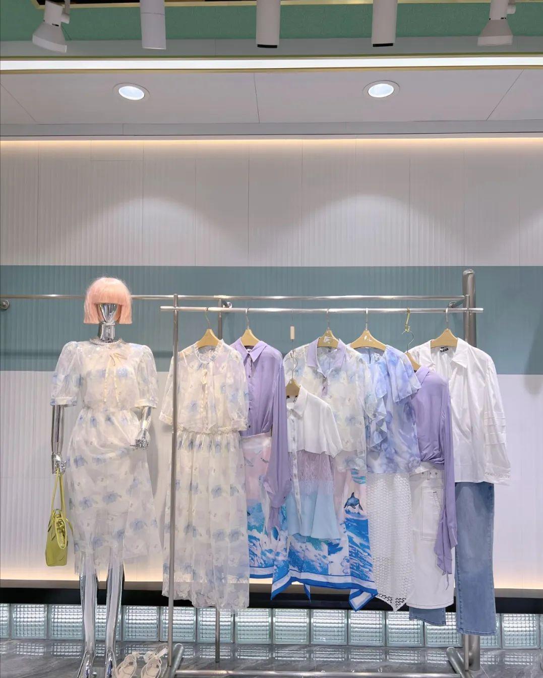 lily女装夏季连衣裙,lily女装针织衫连衣裙