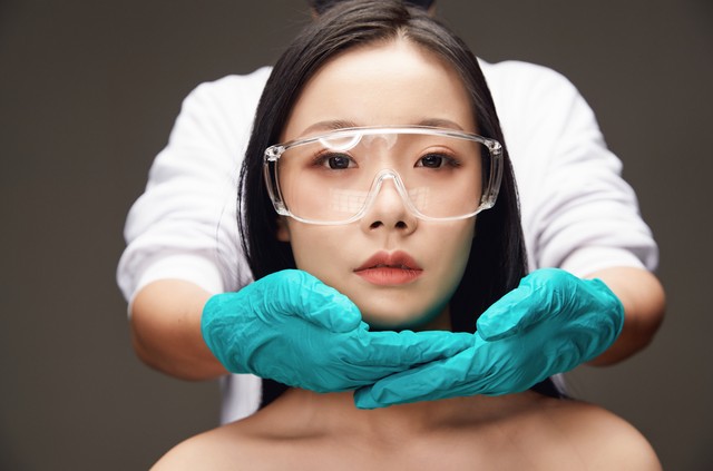 买祛斑霜还有专家指导你用的吗,之前买过祛斑霜