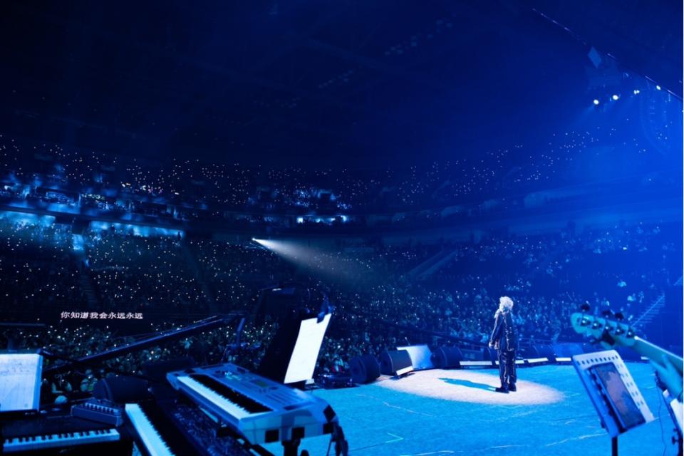 韩红咏声演唱会多少人,韩红咏声演唱会现场多少人