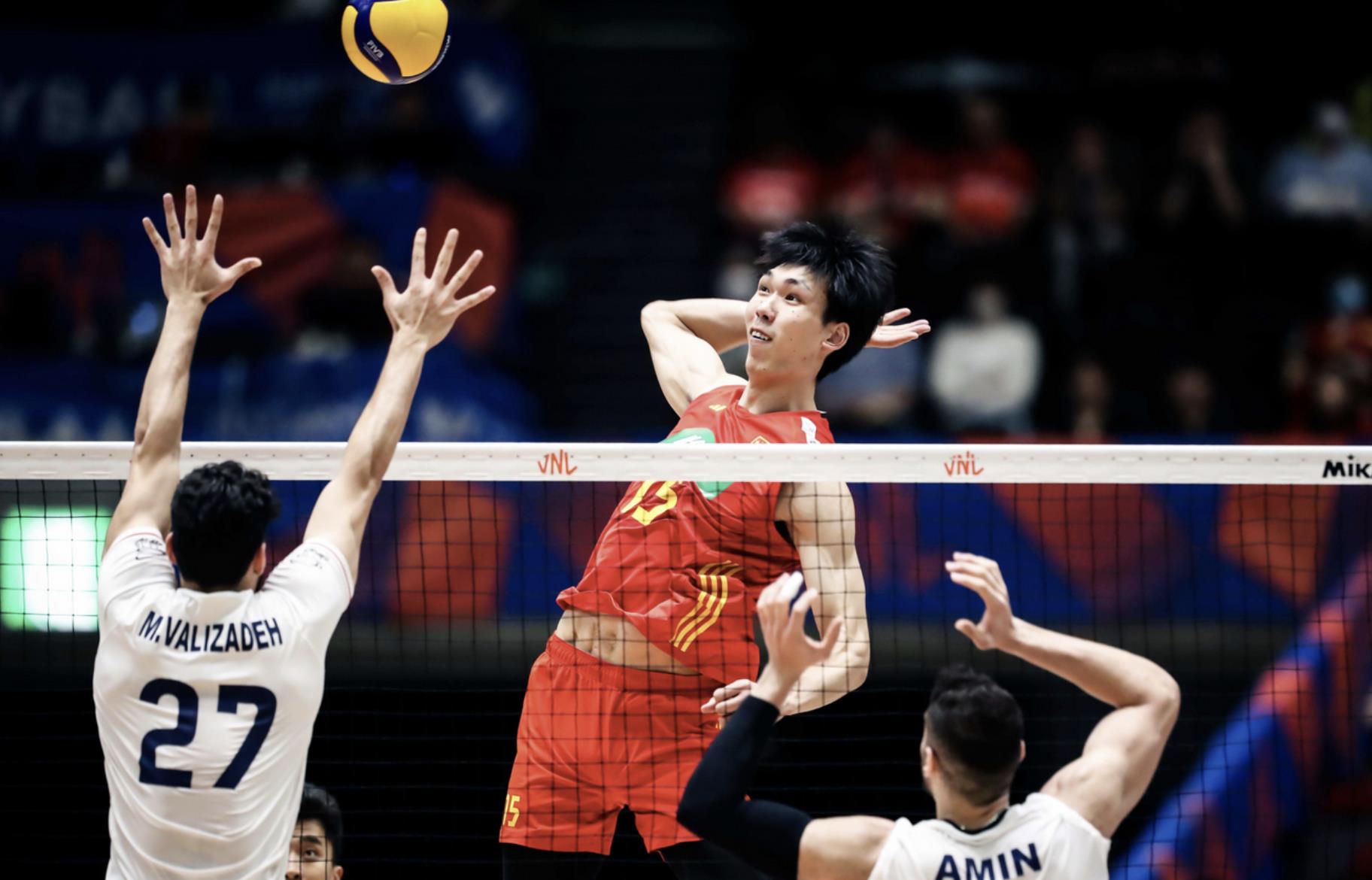 央视男排全场回放完整视频,中国男排新闻联播