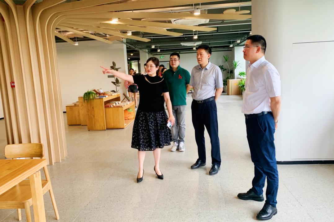 蓝城汪婷婷,蓝城乐居服务集团