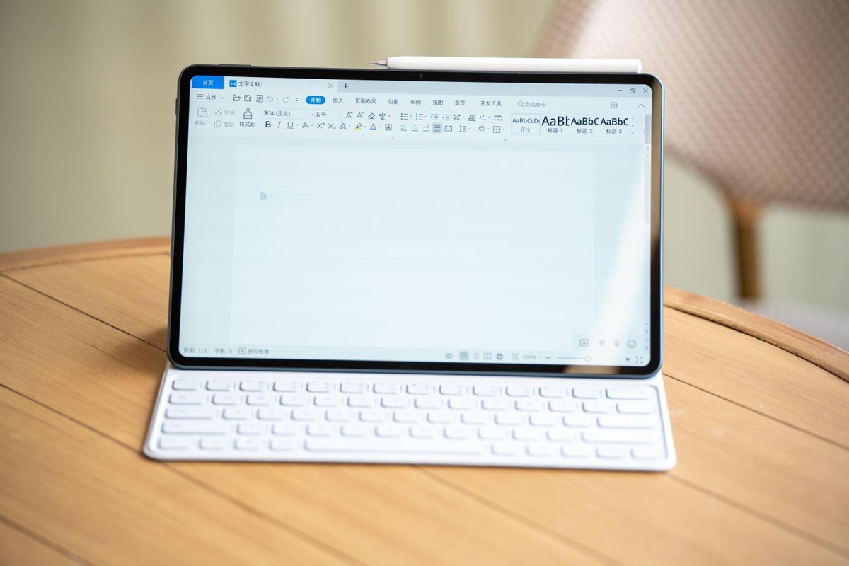 huaweimatepadpro11旗舰和性能版,华为平板matepadpro12.6开箱测评