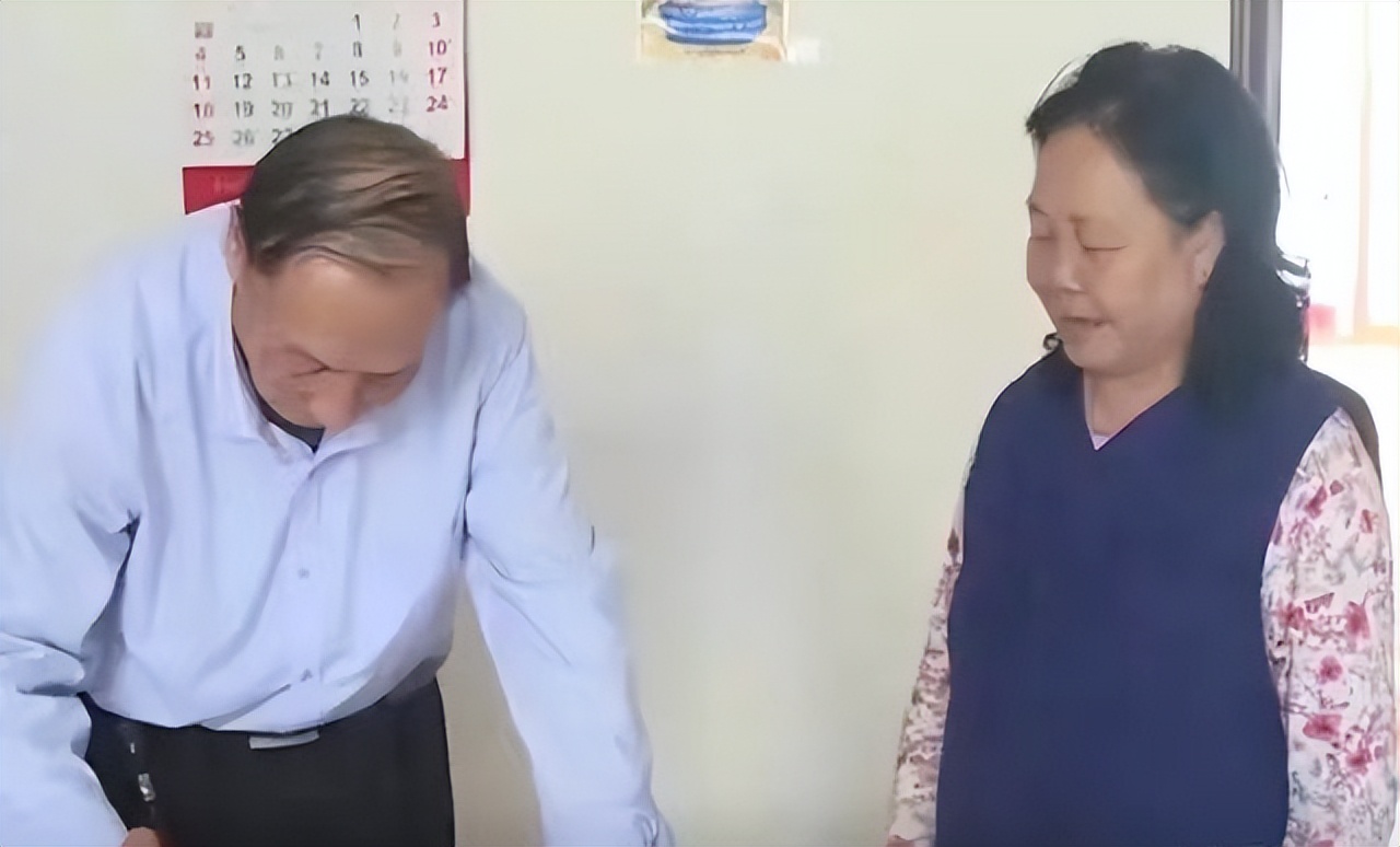 六旬老人出轨与儿子反目成仇,老人婚内出轨案件