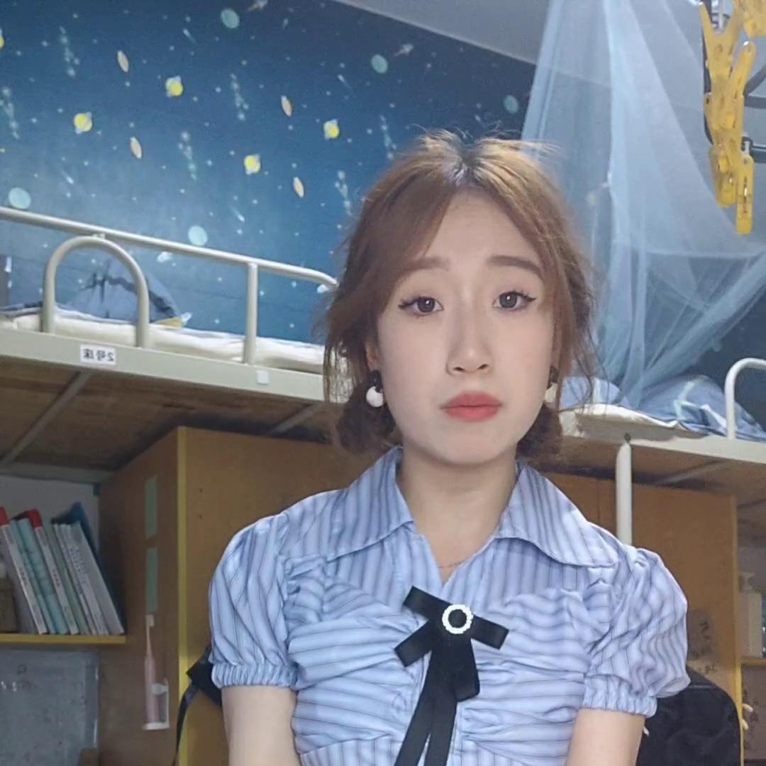 突然我发现我拍的时候好激动呀，有点小吵但是包包真的不...