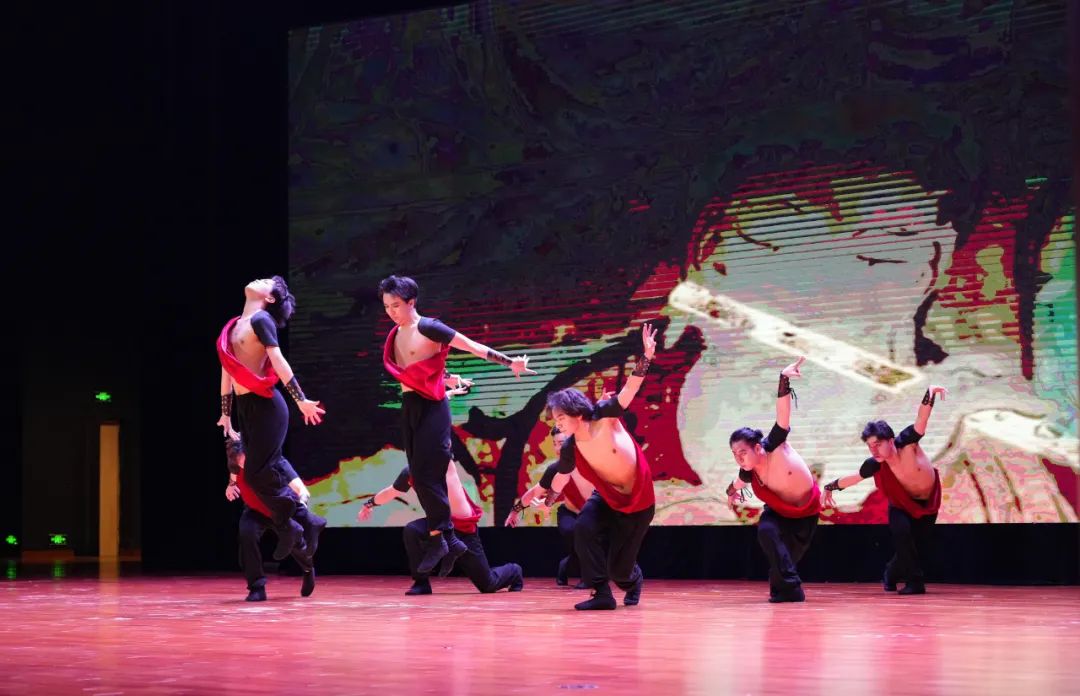 浠婂鑸炲姩,浠婂鑸炶捣鏉ュ箍鍦鸿垶