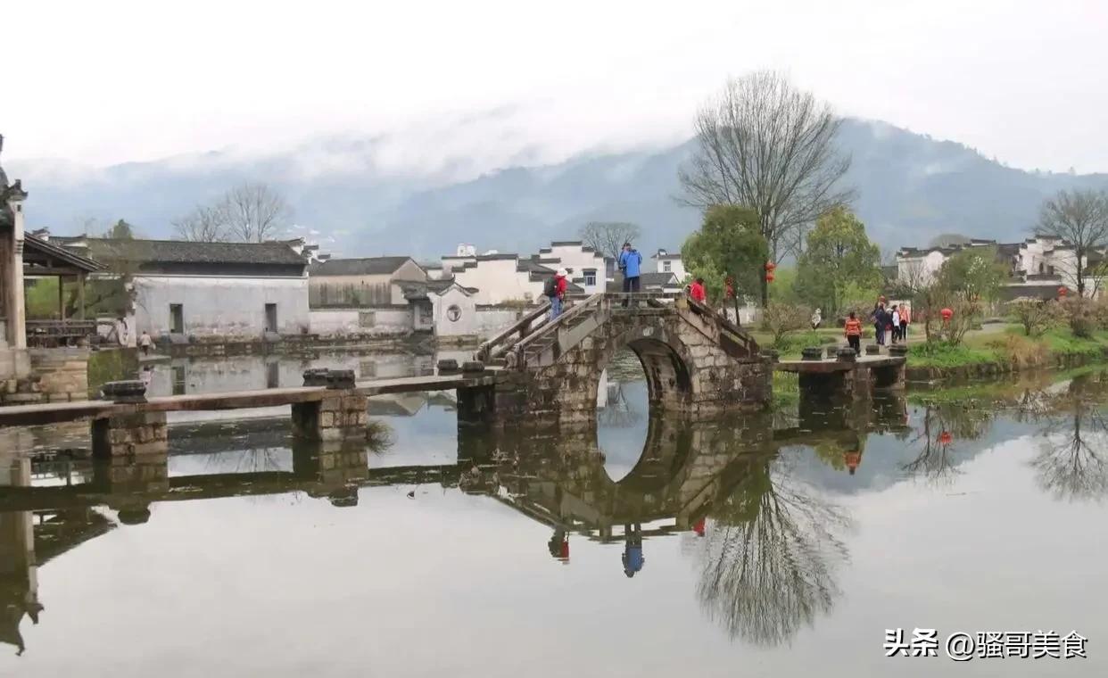 理发师惨遭离婚，转店买车游黄山，放飞自我