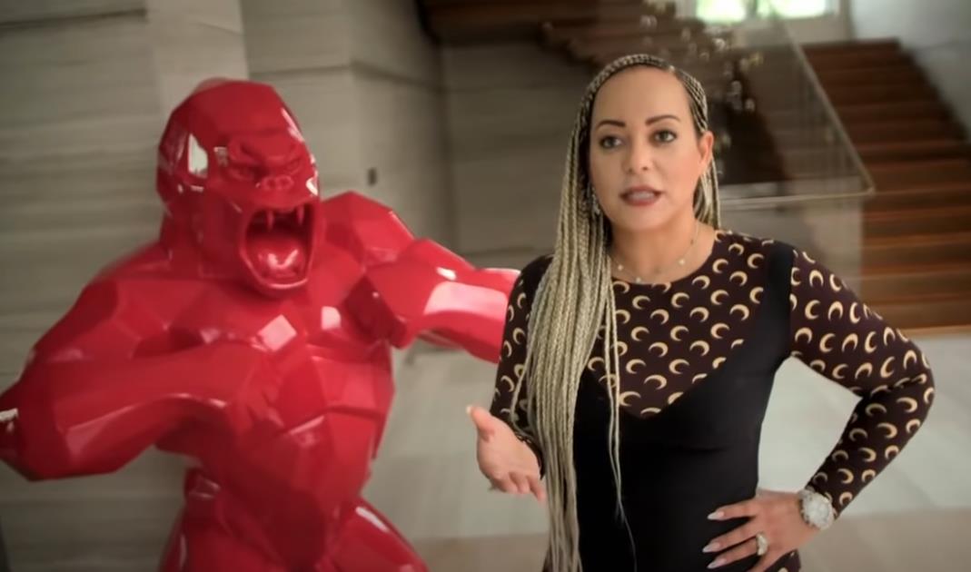 200万买辆车，6000万买块车牌！壕无人性的迪拜又让大开眼界了