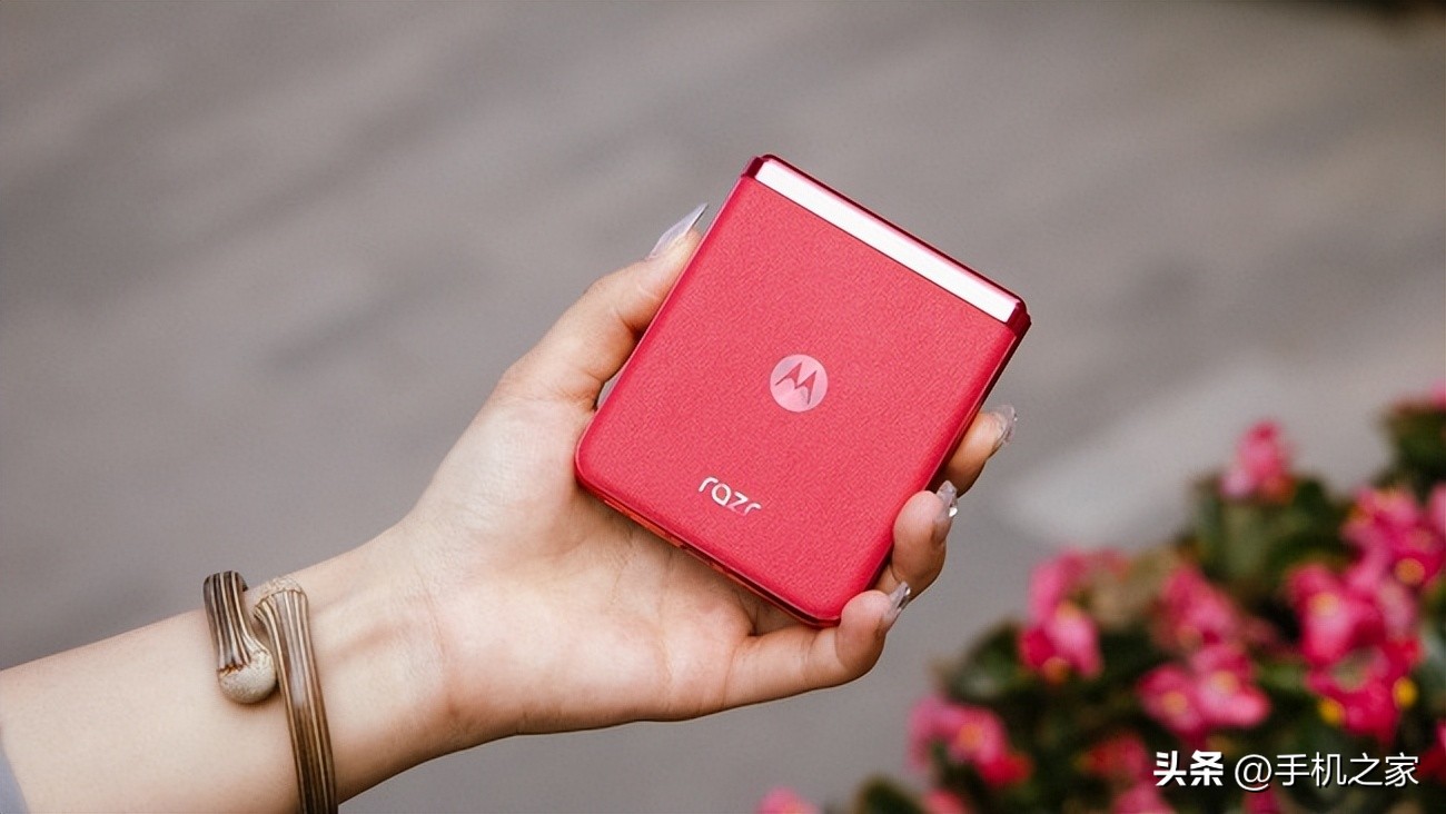 motorazr40ultra外屏打王者,motorazr40ultra屏幕有几种手势操作