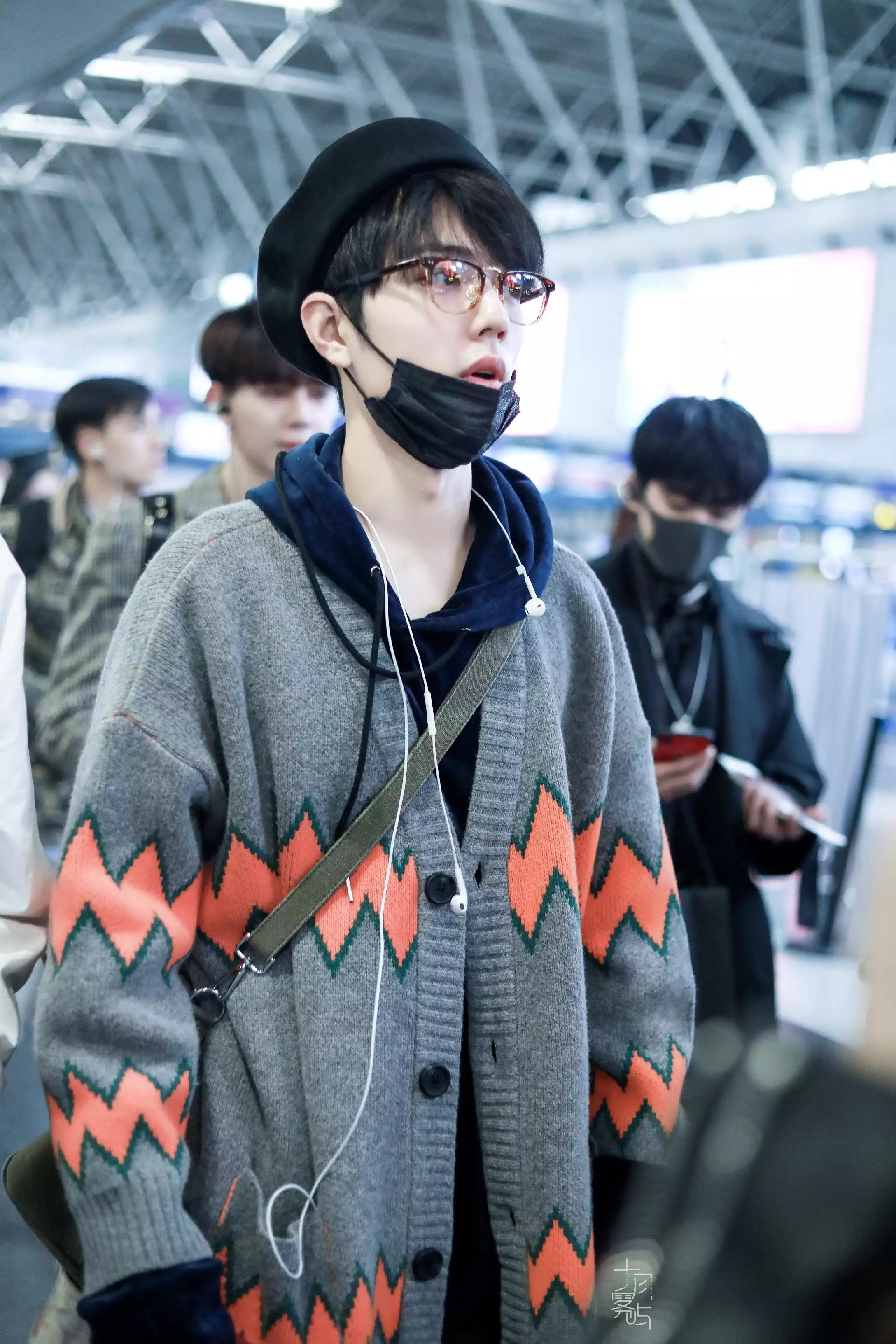 reaction肖战舞台考古,肖战x玖少年团考古完整视频