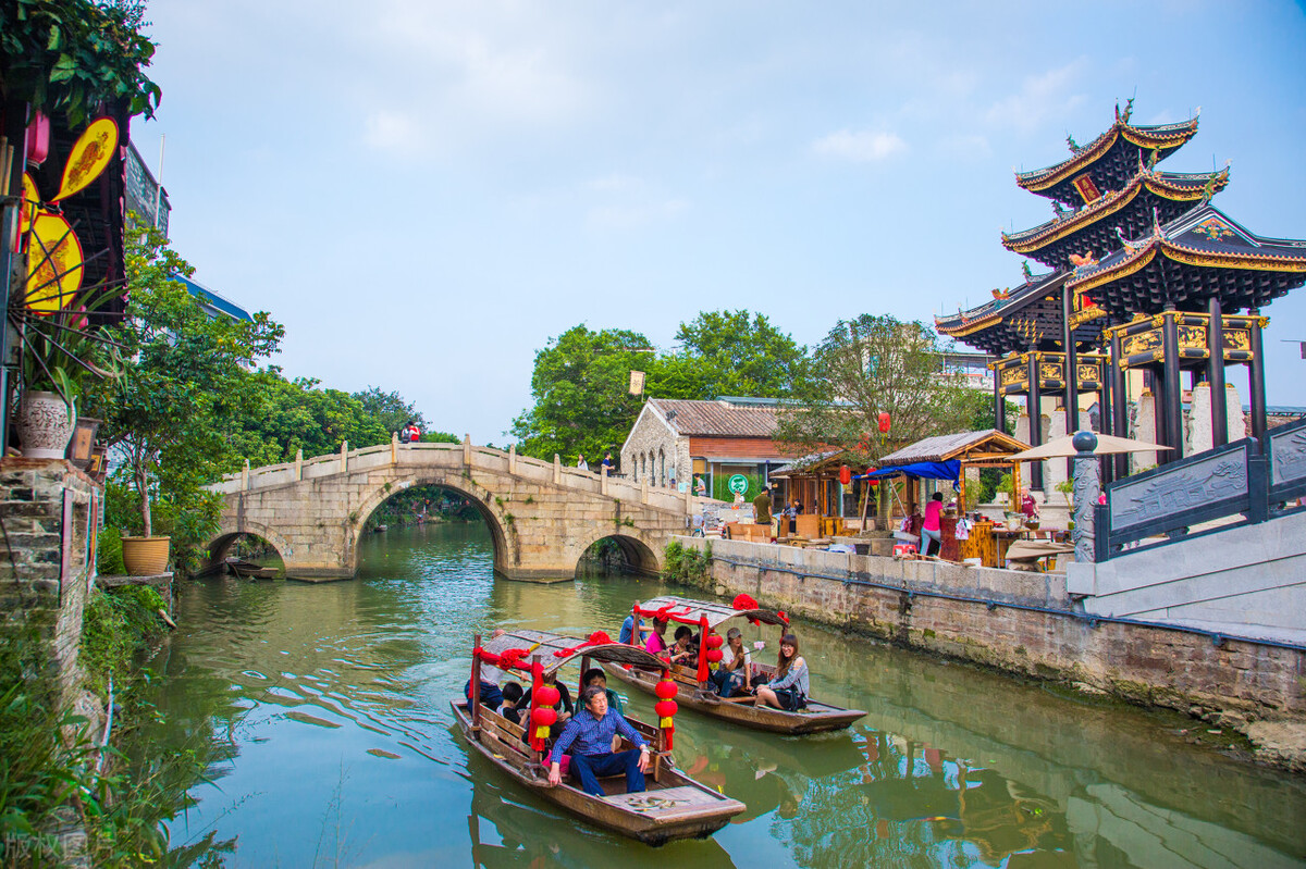 在清晖园有公交车去逢简水乡吗,广州佛山顺德一日游旅游攻略