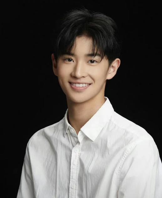 素人男孩艺考三校第一，被指是天降“紫微星”，剑眉星目辨识度高