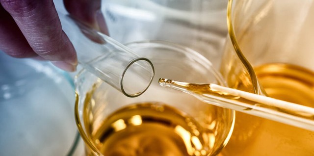 【成分解读】欧莱雅复颜抗皱晚霜，平价抗衰，你值得拥有