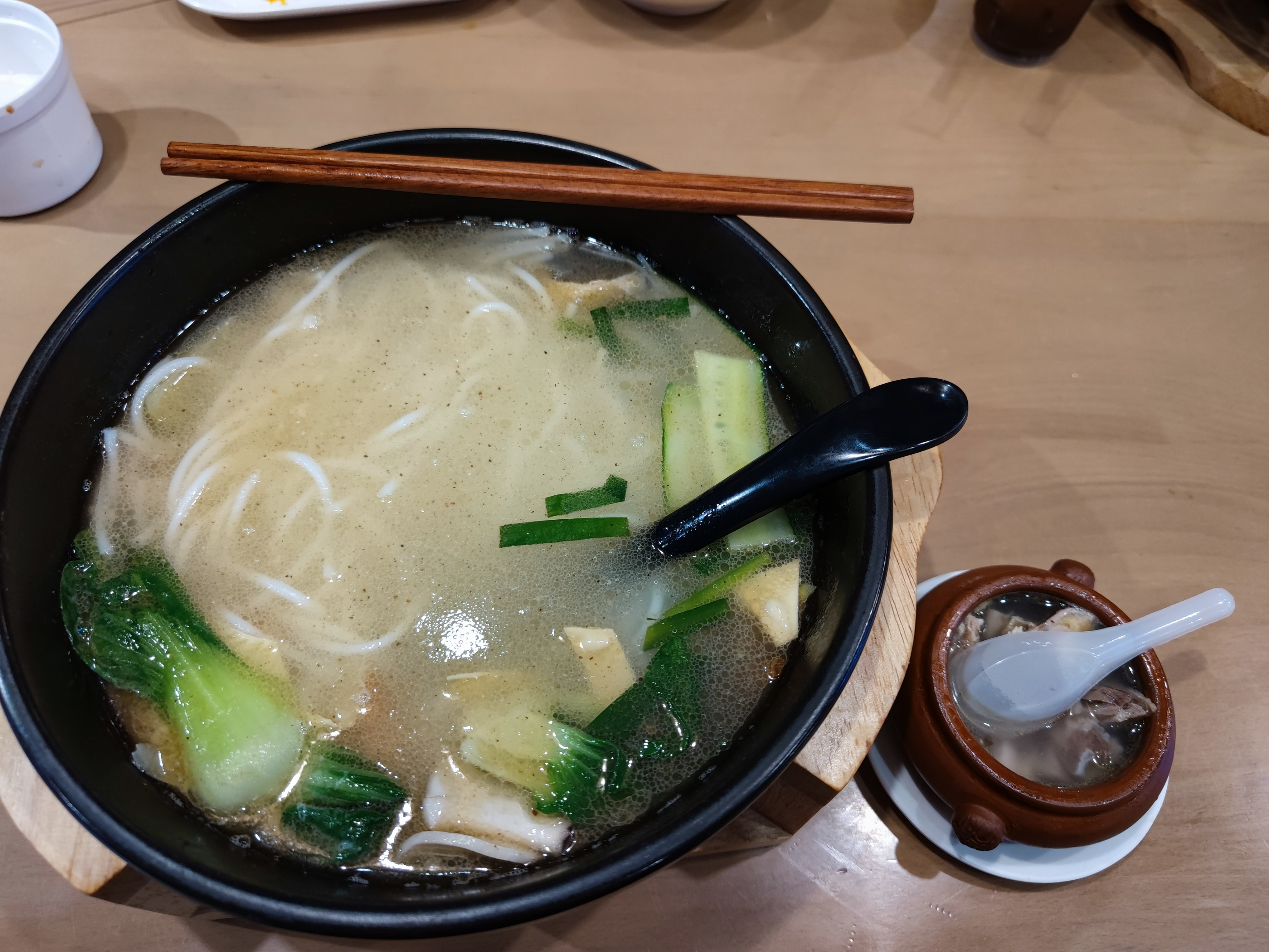 云南石林旅游必去的地方,云南石林可以游玩的地方