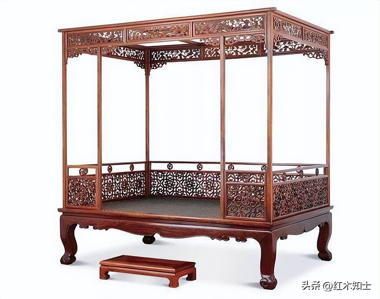 12生肖睡床的摆放图,十二生肖的床位怎么摆放