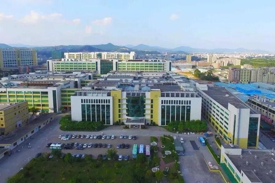 中国最牛打工妹逆袭成580亿女富豪,30岁打工妹的逆袭之路