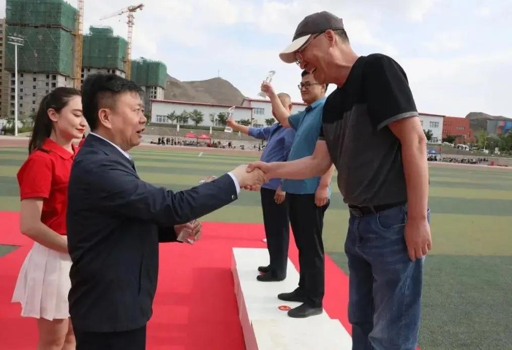 乌鲁木齐职业大学第十七届田径运动会圆满闭幕