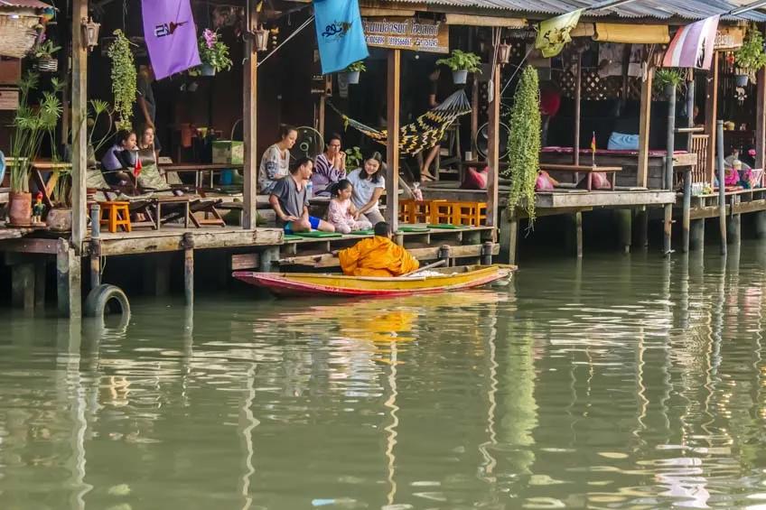 泰国曼谷旅游水上市场,泰国曼谷水上市场介绍