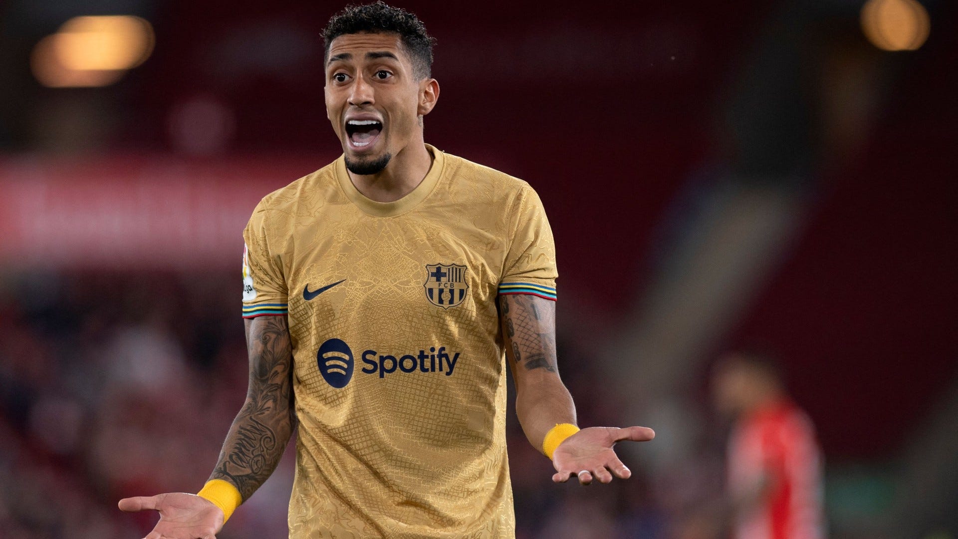 哈维在巴萨的表现如何,哈维是如何让巴萨快速蜕变的