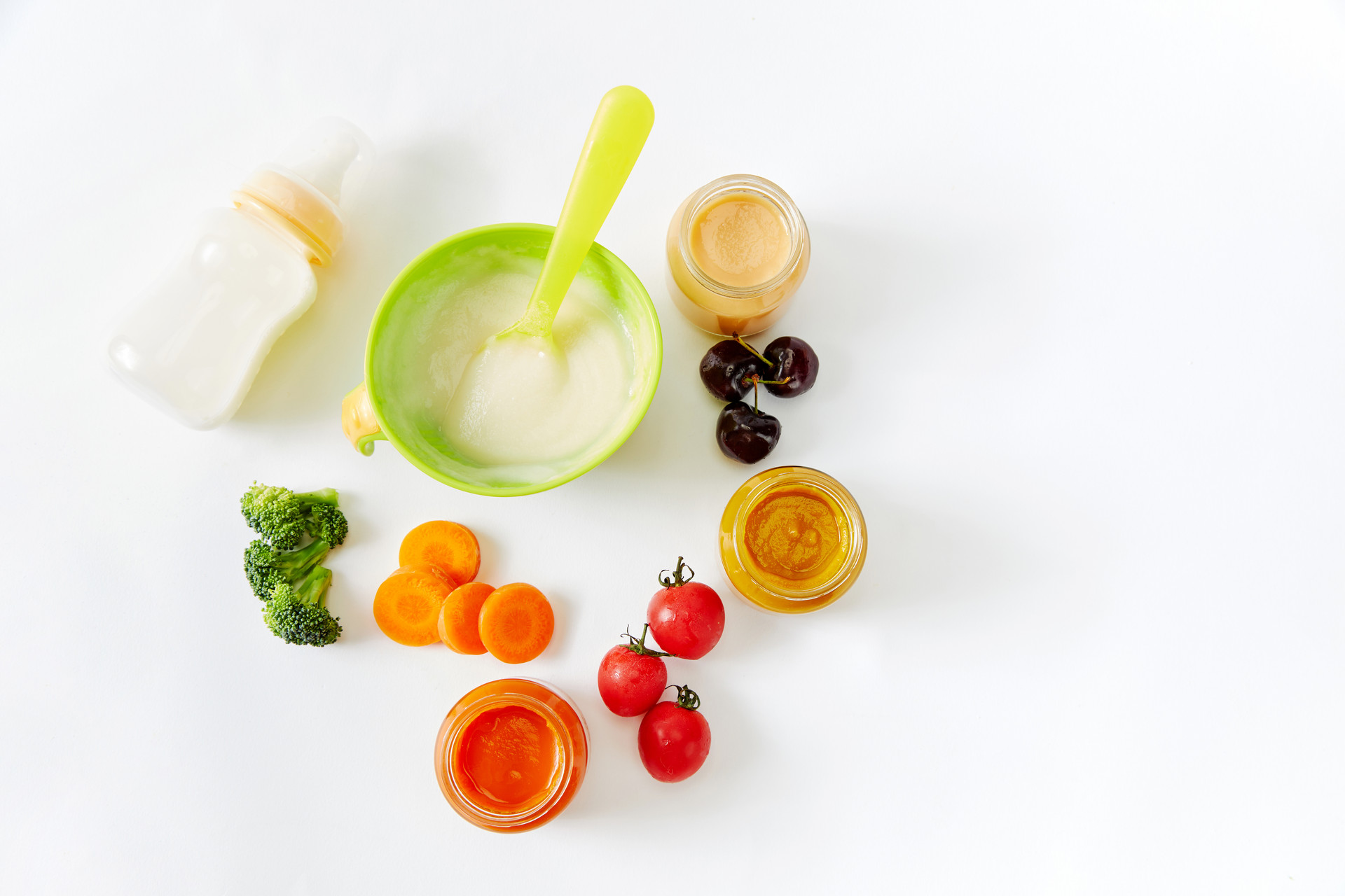 8个月孩子夜哭不止,10个月宝宝夜奶次数多的原因