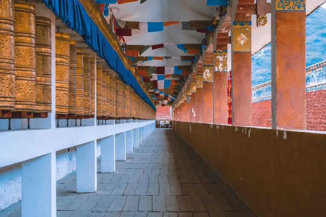 稻城亚丁租车攻略,西安去稻城亚丁攻略