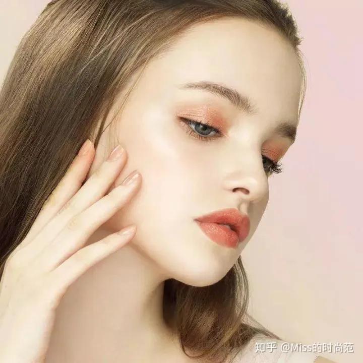 今年口红流行什么口红色号 (哪个牌子色号的口红显白好看)