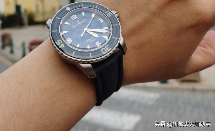 如何选适合自己的手表款式,热门手表品牌