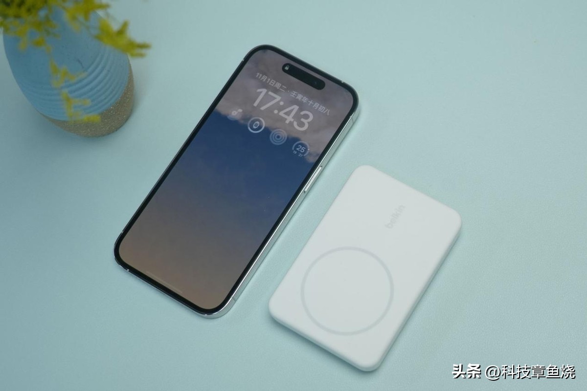 贝尔金磁吸无线充电宝,给贝尔金磁吸充电宝充电