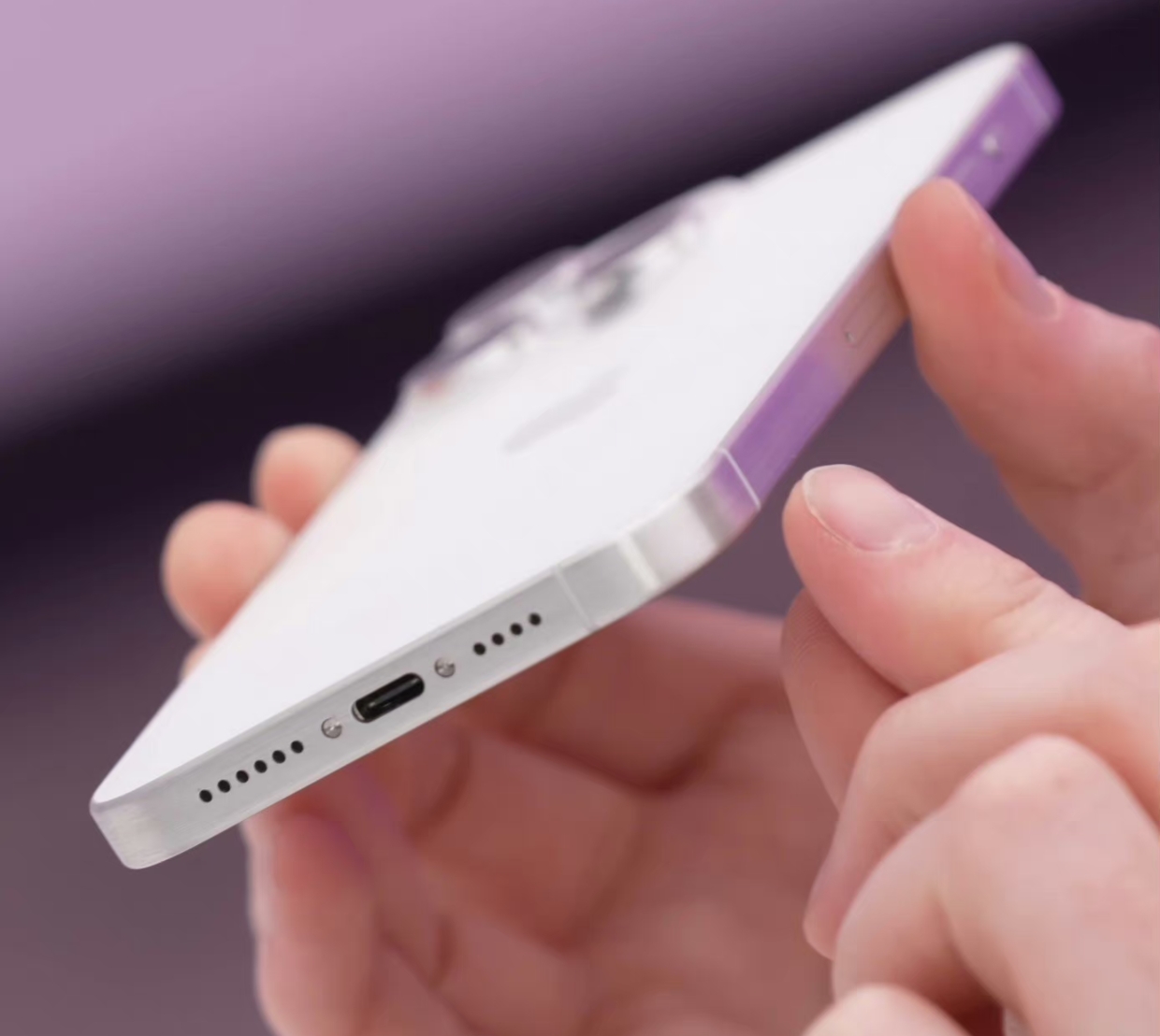 iPhone15UItra机模实拍,外观变化明显,边框更窄,手感更好