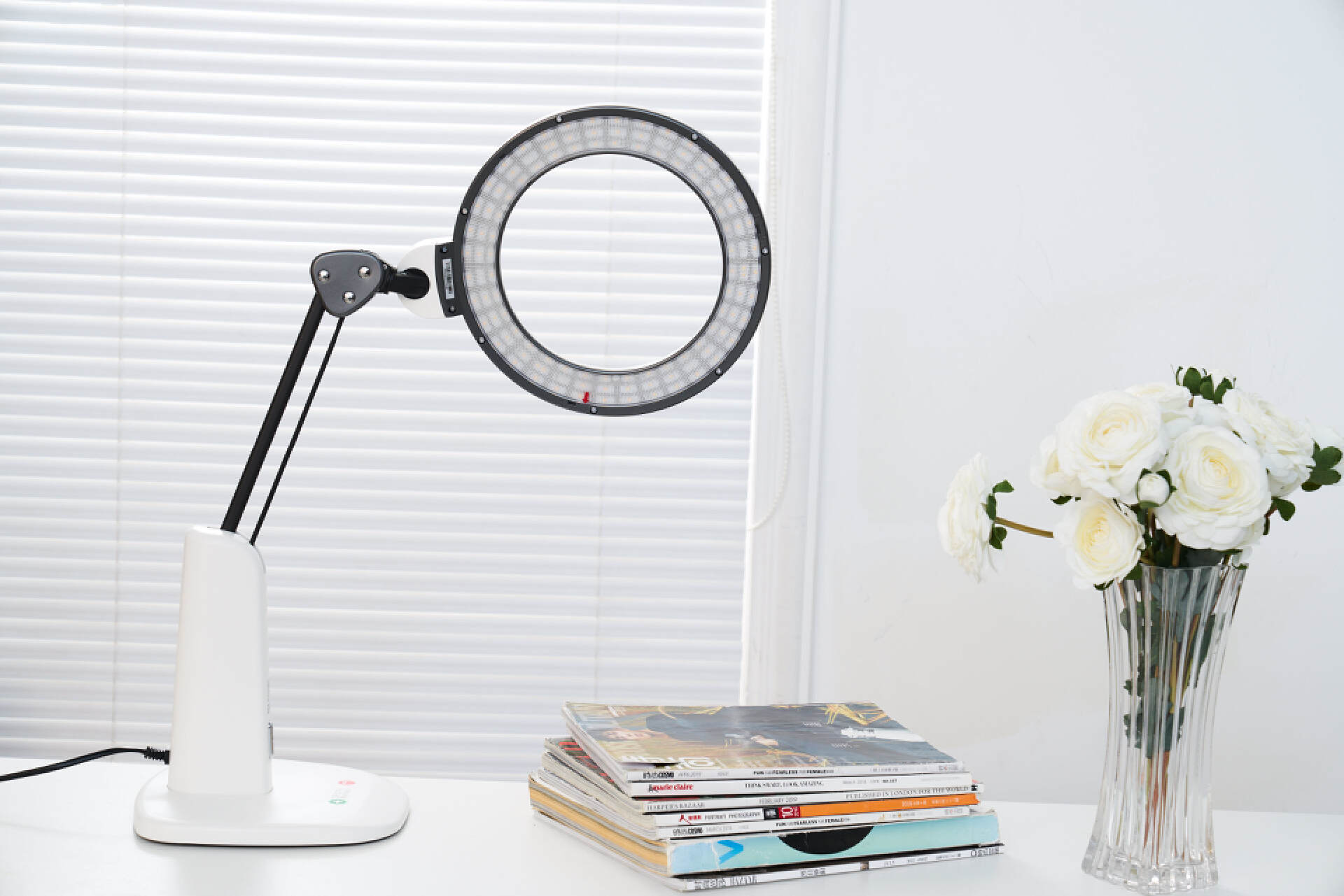 爱德华护眼灯真的有用吗,爱德华红光护眼灯对眼睛有伤害吗