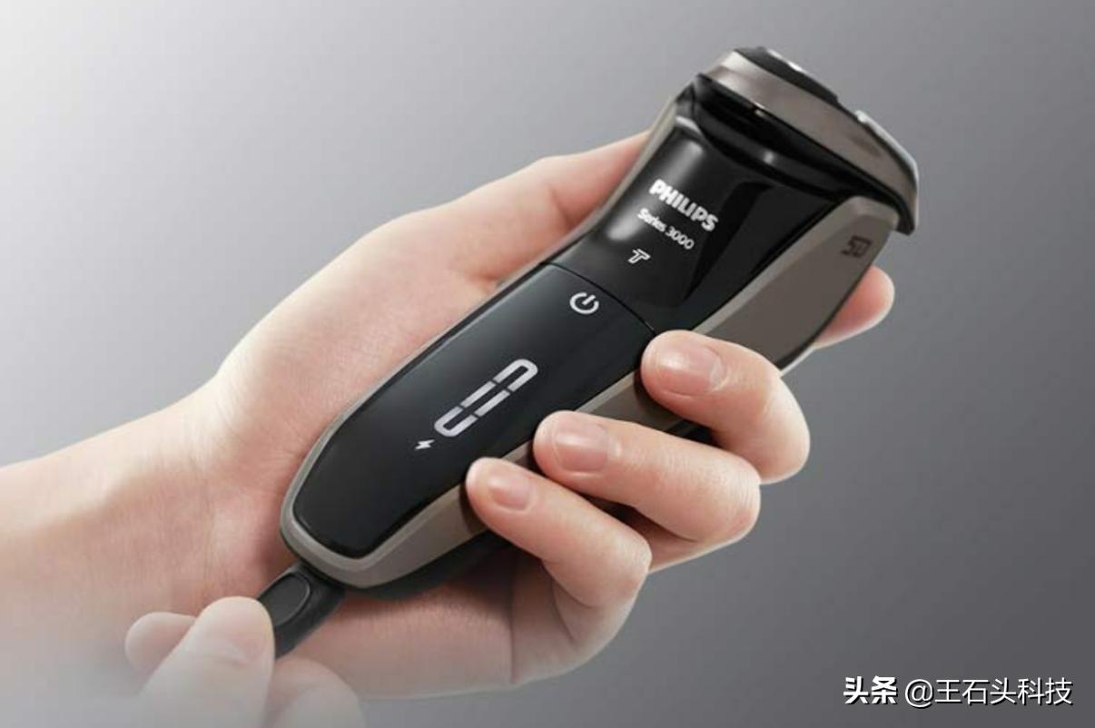 飞利浦干湿两用电动剃须刀s5079,国产便宜电动剃须刀