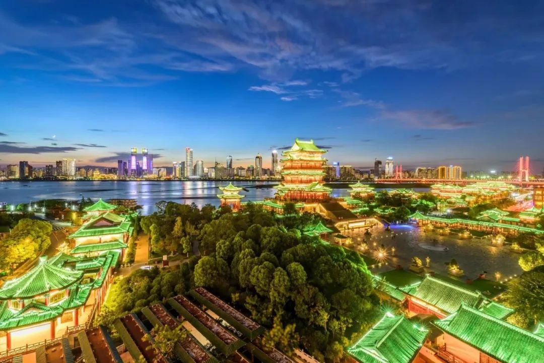 南昌的秋天文案,南昌的秋天闪闪发光