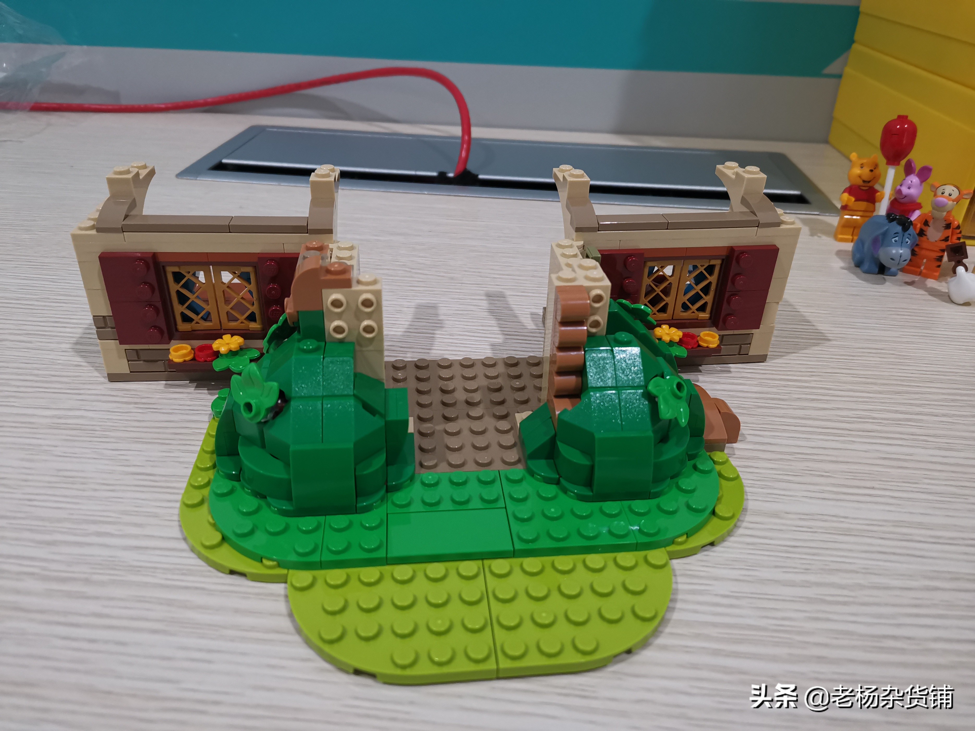 LEGOIEDAS系列21326超萌超好玩的小熊维尼树屋开箱评测