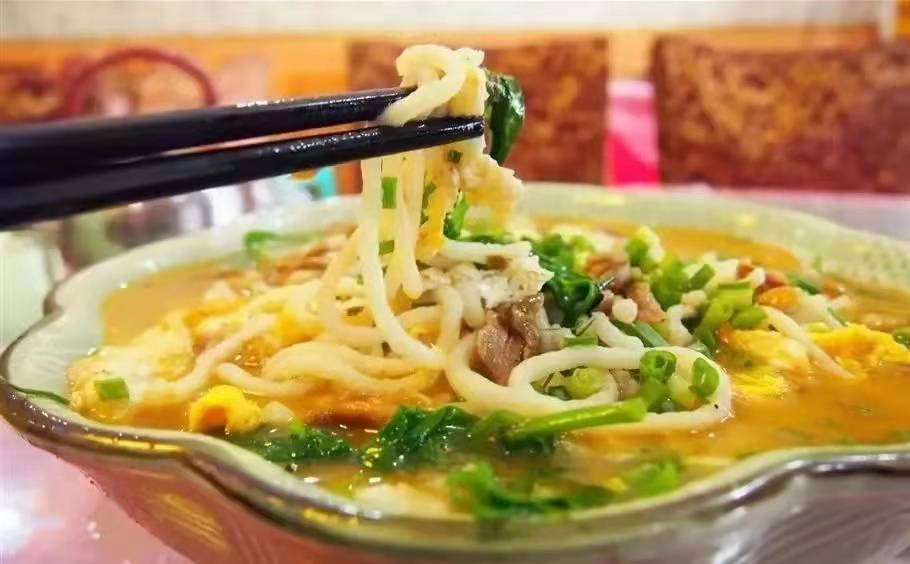 娴欐睙琚綆浼扮殑瀹濊棌缇庨灏忛晣,娴欐睙灏忎紬鏃呮父灏忓煄缇庨