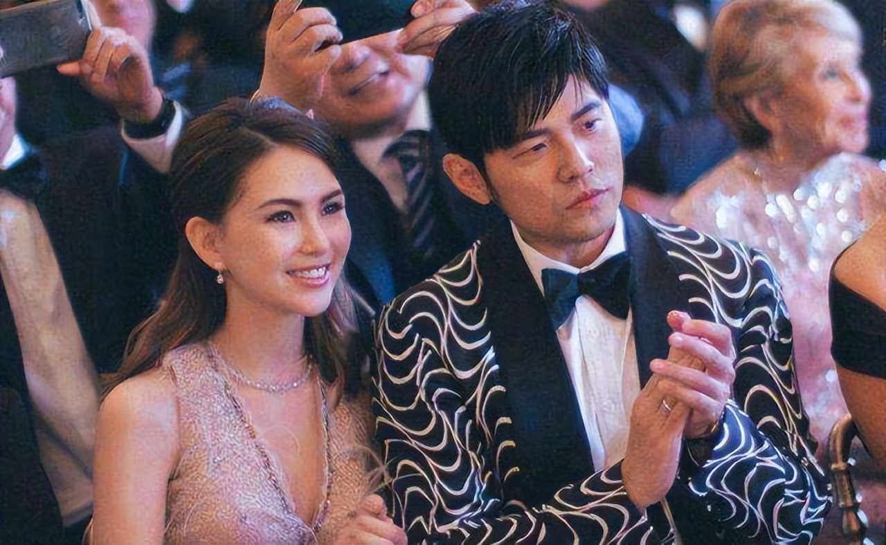 二十岁就当妈的女明星,最年轻当妈的女明星有哪些