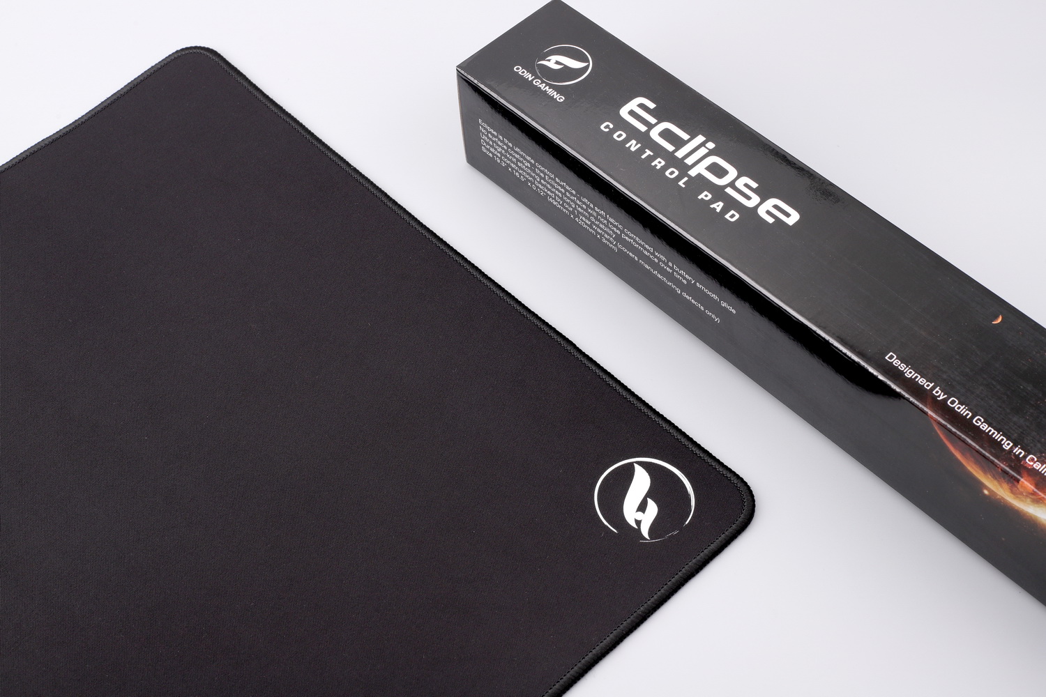 毒蝰鼠标游戏电竞专用,100价位游戏鼠标垫怎么选