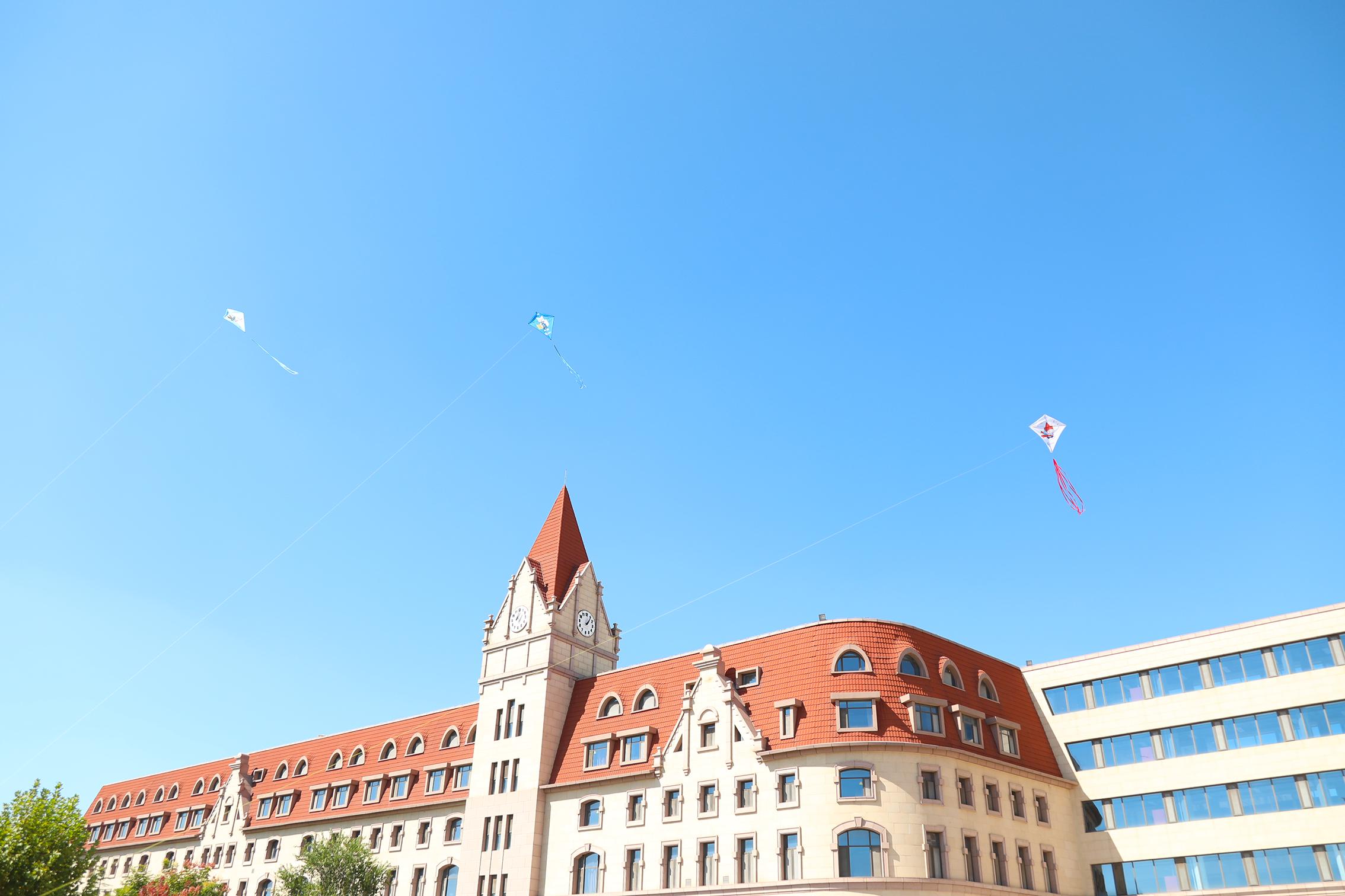 青岛中学校庆日青中学生原创吉祥物正式发布