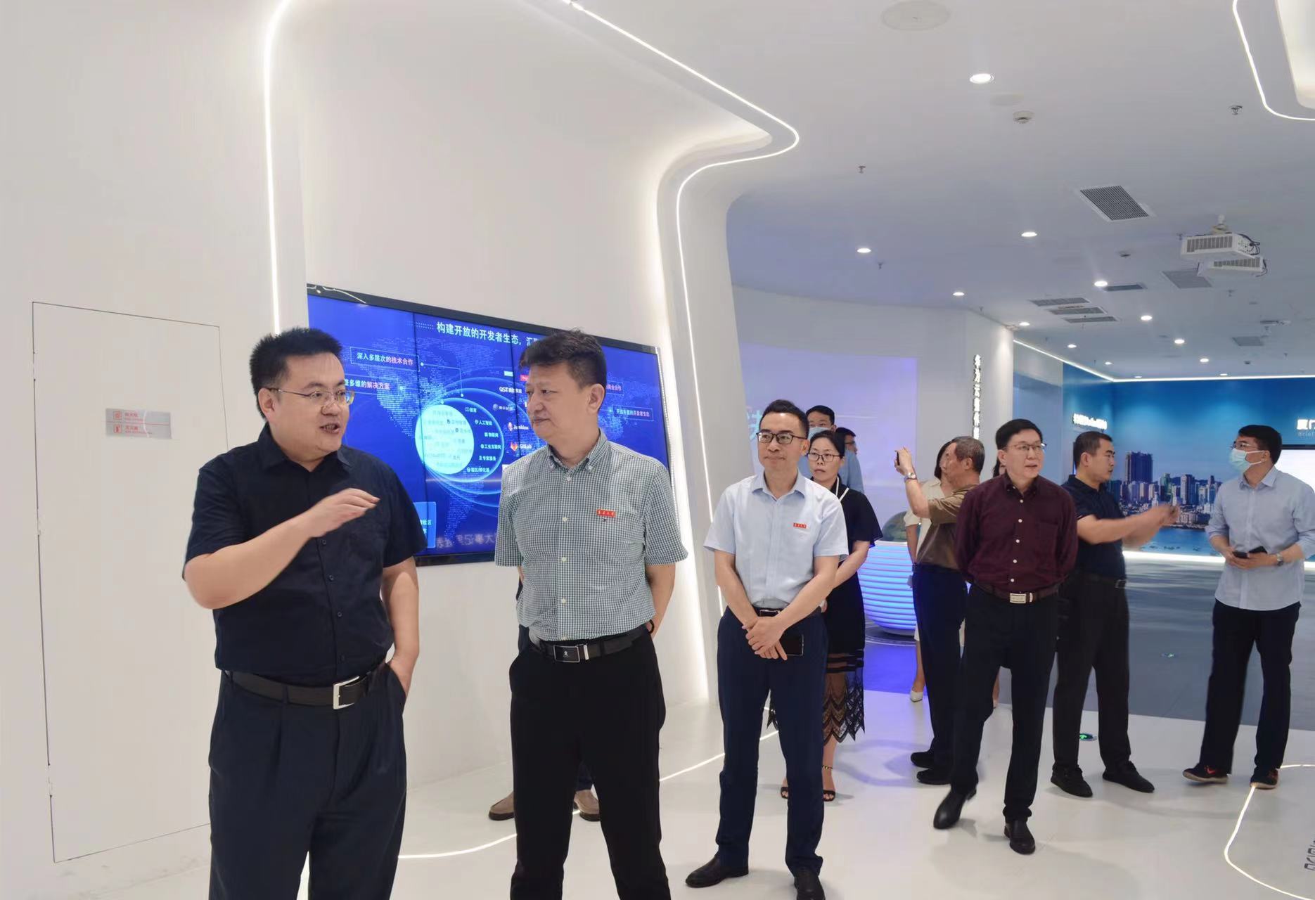 闆嗙編澶у璇氭瘏瀛﹂櫌涔﹁,闆嗙編澶у璇氭瘏鍥介檯鏁欒偛瀛﹂櫌