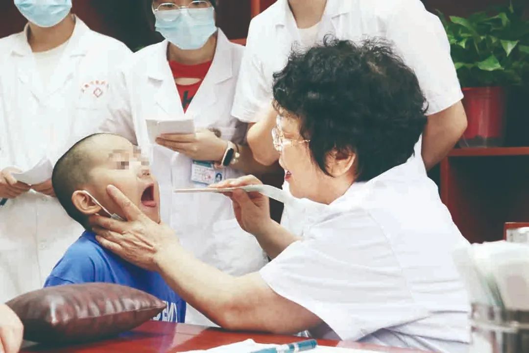 河南省国医大师丁樱看病怎么样,丁樱国医大师门诊