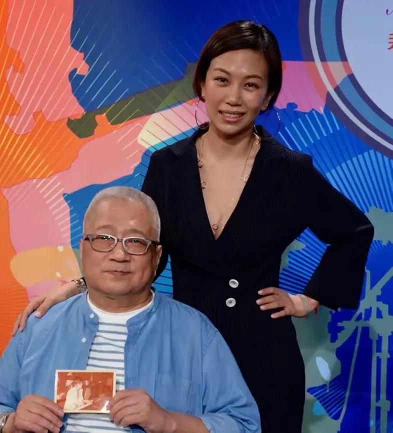 萧敬腾曝光过几次恋情,萧敬腾以前有过几个女朋友