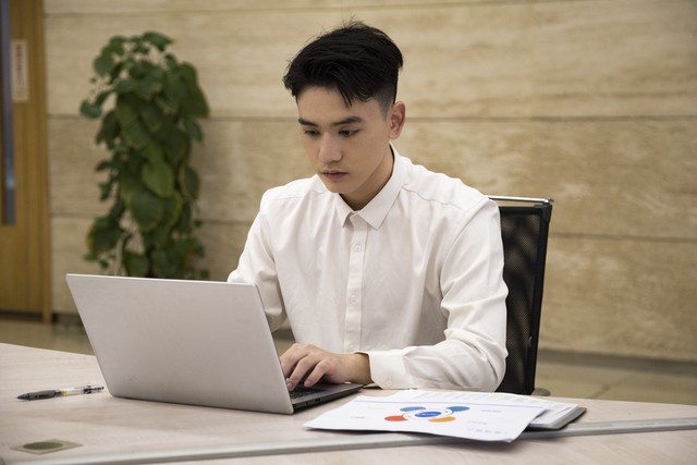 南宁工资7000,在南宁进厂的工资大概是多少