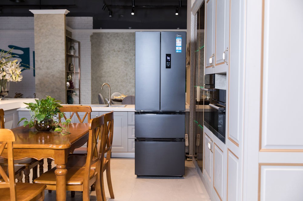 冰箱放哪一个位置,冰箱的放置位置怎么摆放